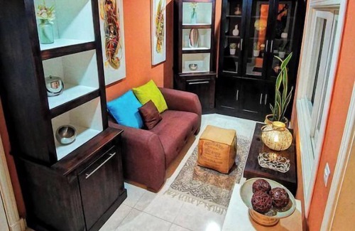 Quatre Bornes Casa | cheerful 4 bedroom luxury house entire 1st floor