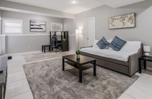 Grandview Casa | Cheerful 4 bedroom home on a quiet cul-de-sac
