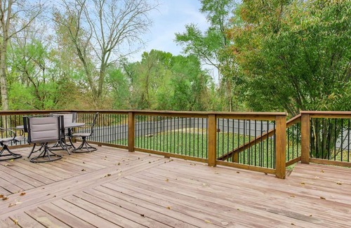 Grandview Casa | Cheerful 4 bedroom home on a quiet cul-de-sac