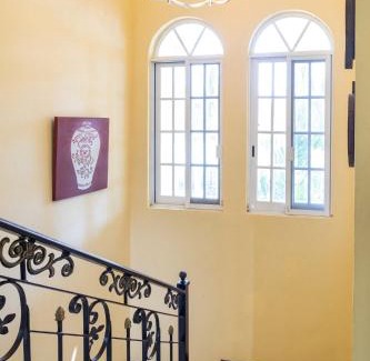 Mezcales Casa | Cheerful 4 Bedroom house with Swimming Pool