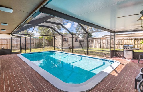 Driftwood Casa | Cheerful 4 Bedrooms house with Pool and Game Room