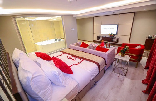 Unaizah Hotel | Cheerful Al Waha Unayzah Hotel