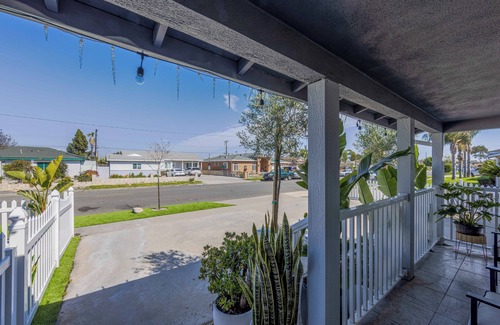 Westminster Casa | Cheerful and Cozy Home in Orange County Minutes Disneyland & Socal Attractions