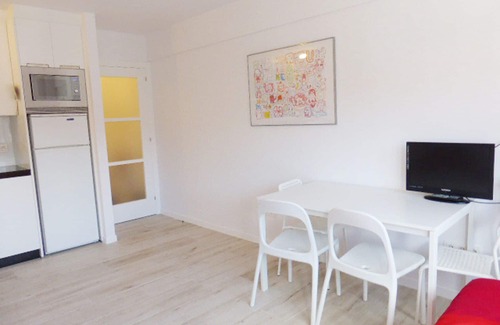 Santiago de Compostela Apartamento | ALEGRE, LUMINOSO, CÉNTRICO Y ACOGEDOR APARTAMENTO