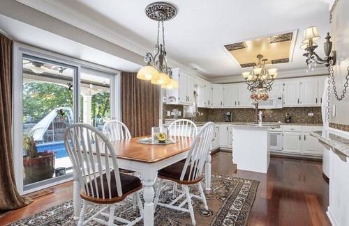 New Lenox Casa | Cheerful home. Heated pool, Hot tub.