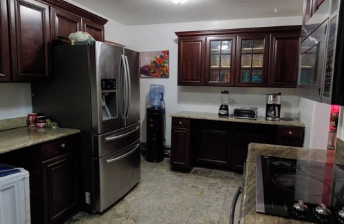 Lincoln Park Casa | Cheerful Home in Yonkers NY