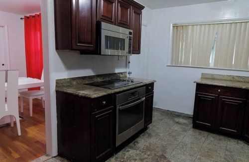 Lincoln Park Casa | Cheerful Home in Yonkers NY