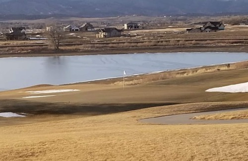 Berthoud Casa | Cheerful home with Mountain Views & Private Yard