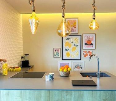Nettle Bay Apartamento | Cheerful Lemon Condo