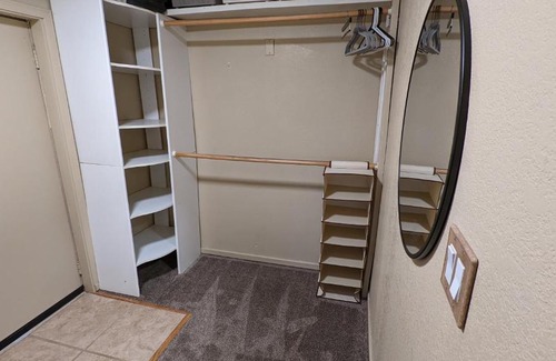 Coconino Estates Casa | Cheerful Master Suite w/ Private Entrance