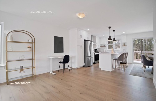 Moncton Casa | Cheerful, modern 3 -bedroom house