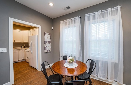 Laurens Casa | Cheerful Pet-Friendly Bungalow 1 Block from Downtown Laurens
