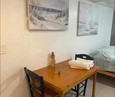 North Miami Beach Casa | CHEERFUL PRIVATE ROOM 2 MILES AWAY FROM SUNNY ISLES BEACH