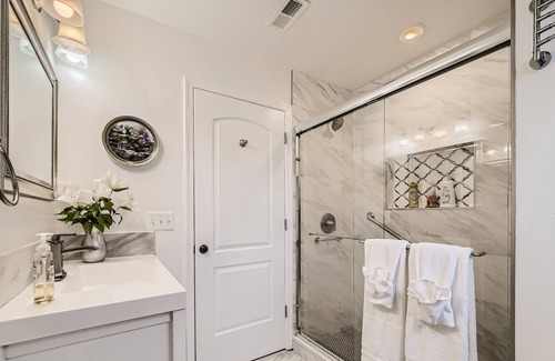 Ellicott City Apartamento | Cheerful studio w/ private entrance & parking