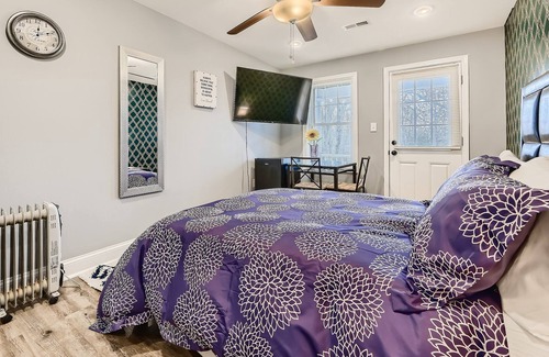 Ellicott City Apartamento | Cheerful studio w/ private entrance & parking