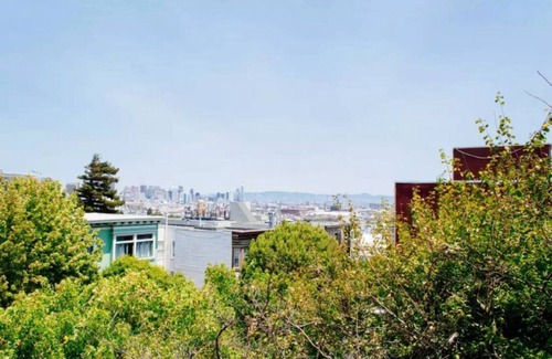 Dolores Heights Casa | Estudio alegre con vista, a pasos del parque Dolores