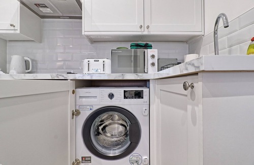 Chelmsford Apartamento | Chelmsford 2 Minutes To The City Centre. Ground Floor Apartment + Netflix & Wifi