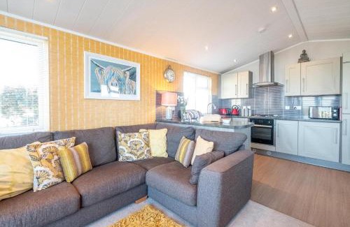 Leiston Casa | Chelsea Lodge - Aldeburgh Coastal Cottages