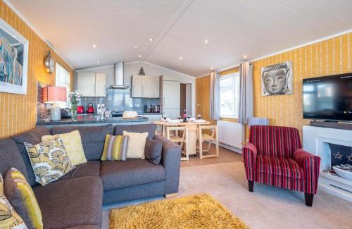 Leiston Casa | Chelsea Lodge - Aldeburgh Coastal Cottages