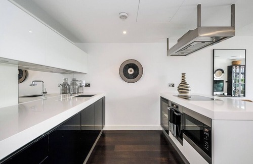Churchill Apartamento | Chelsea Riverside | Pro-Managed