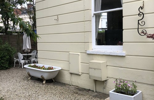Cheltenham Casa | Cheltenham Cozy Retreat With 2 Bedrooms