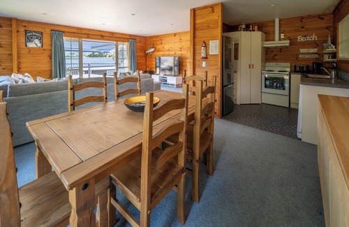 Akaroa Casa | Chemin Wonder - Akaroa Holiday Home