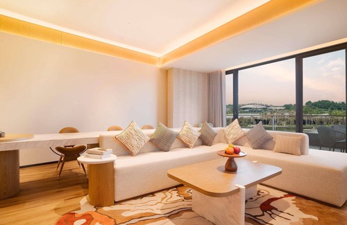 Gaoxin Hotel | Chengdu Expo Waterfall Hotel - Mgallery Collection