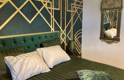 Azillanet Cama Y Desayuno | CheRiedel