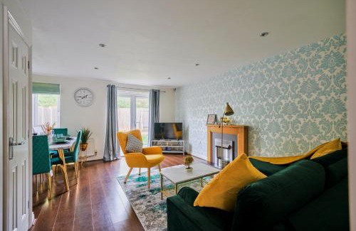 Pinkwell Apartamento | Cherish Stays spacious & amazing 3 Bed House in Hayes & Heathrow