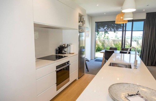 Frankton Apartamento | Moderno, elegante, excelente ubicación