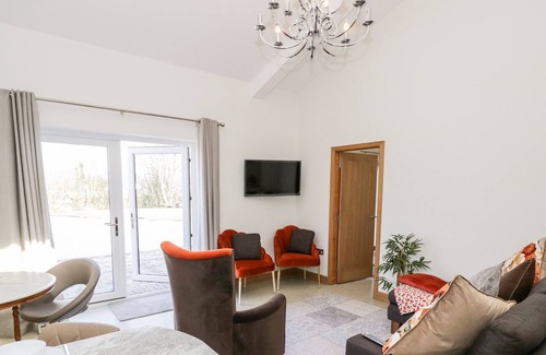 Billingsley Cabaña | CHERRY BLOSSOM BARN, family friendly, with a garden in Alveley