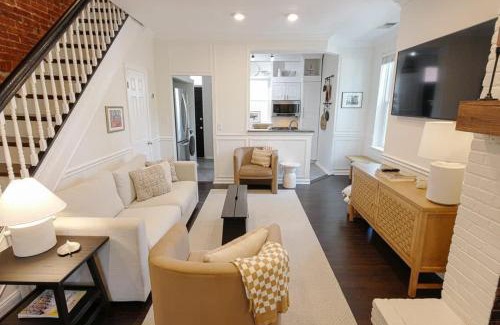 Stanton Park Casa | Cherry Blossom Charm