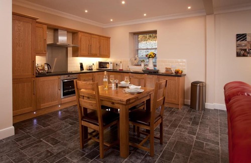Cupar Casa | Cherry Blossom Cottage near Cupar Fife