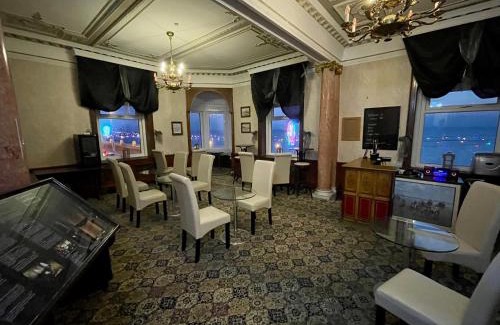 North Shore Hotel | Cherry Blossom Inn