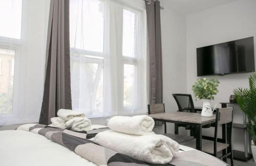 Crystal Palace Apartamento | Cherry blossom studio in Sydenham