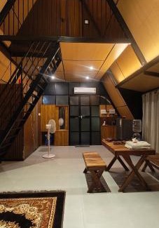 Kunnamangalam Chalet De Esquí | Cherry Blossoms Chalet