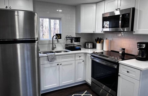 Meadows Of Dan Cabaña | Cherry Creek Cottage by Buffalo Mtn Cottage