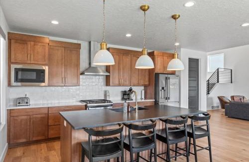 Kaysville Casa | Cherry Hill stay and play near lagoon