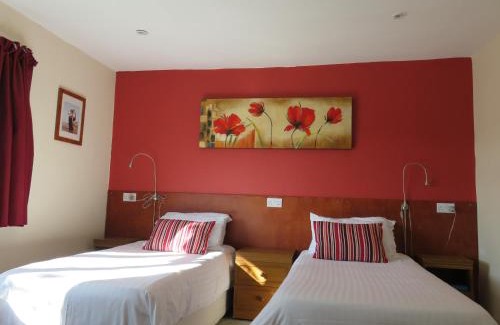 Hook Casa | Cherry Lodge