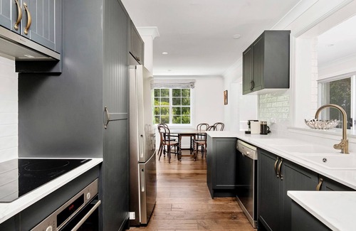 Burrawang Casa | Cherry Tree Cottage, Burrawang, Southern Highlands