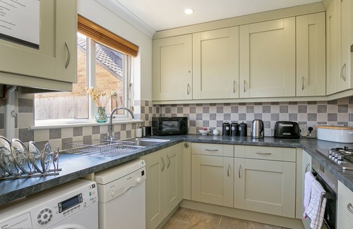 Bicester Casa | Cherry Tree Cottage | Bicester Holiday Let | 2 Beds & Sleeps 4