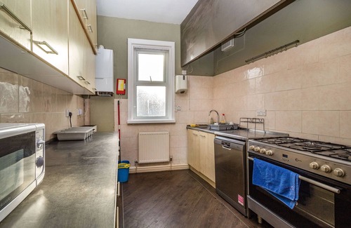 Blackpool Town Center Cabaña | Cherry Tree House