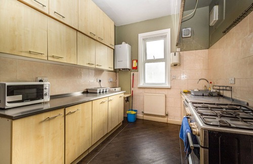 Blackpool Town Center Cabaña | Cherry Tree House
