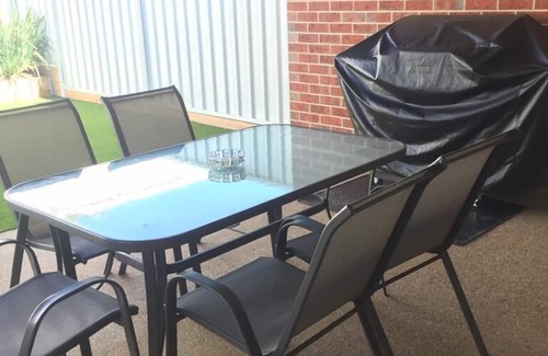 Mildura Casa | Nuevo y lujoso centro urbano de lujo WIFI Netflix