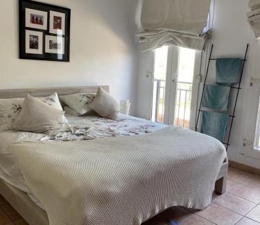 Dubai Investment Park Cama Y Desayuno | Cherrywood House