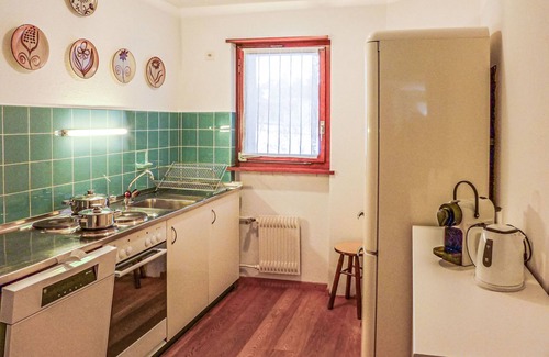 Sankt Moritz-Bad Apartamento | Chesa Arlas E2 by Interhome