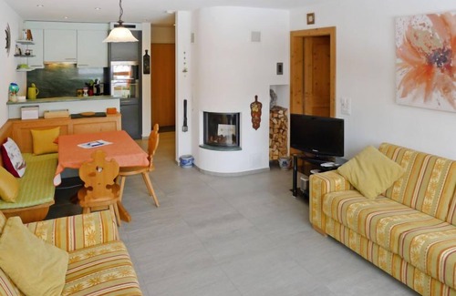Valbella Apartamento | Chesa Boffalora by Interhome