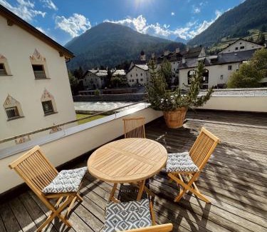 La Punt-Chamues-ch Apartamento | Chesa Coronella