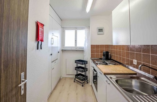 Sankt Moritz-Bad Apartamento | Chesa Ova Cotschna 606 by Interhome