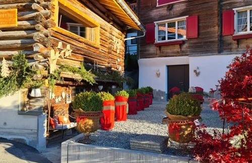 Cavardiras Cama Y Desayuno | Chesa Prema Bed & Breakfast - Restaurant